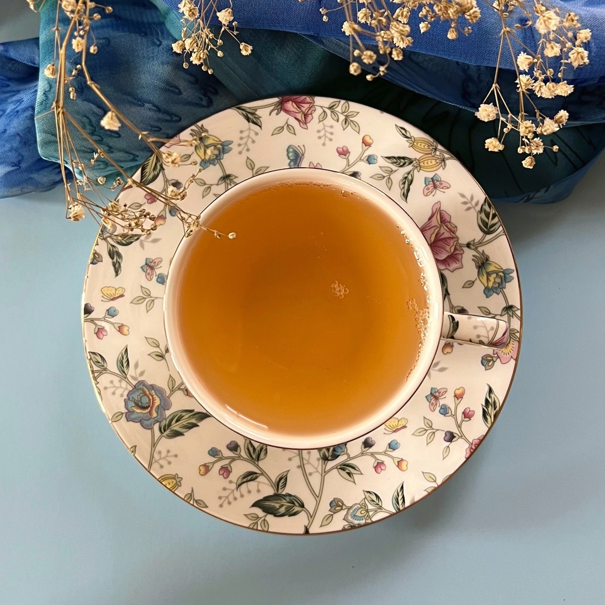 First Flush Darjeeling premium loose leaf pyramid tes bags by ArtTeas® - 100 % whole leaf, no dust.