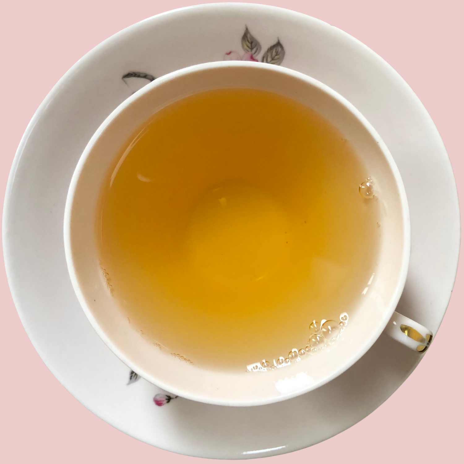 Golden liqour of ArtTeas® Spring Delight Darjeeling First Flush tea with floral aroma