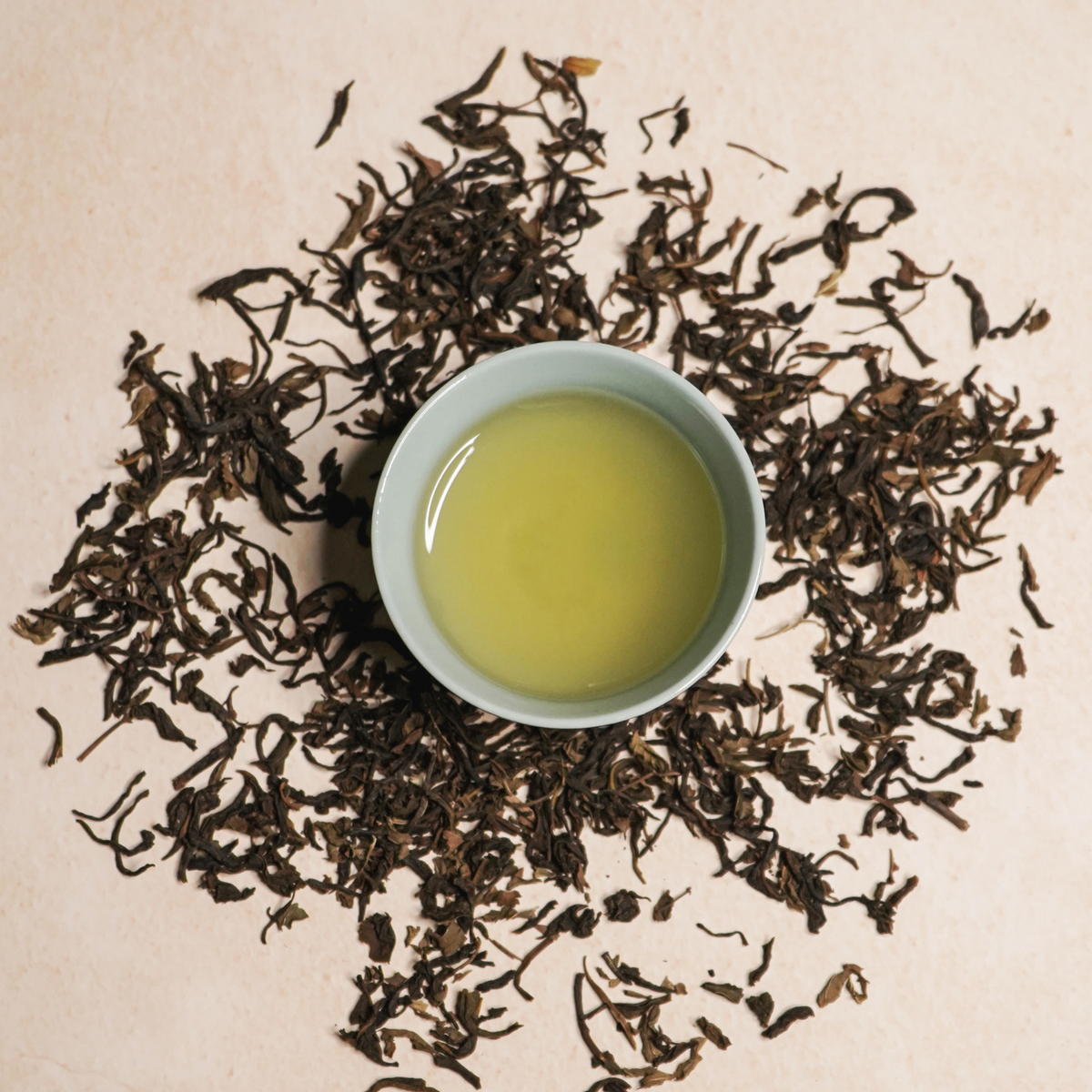 ArtTeas® Fresh spearmint leaves blended with Nilgiri green tea