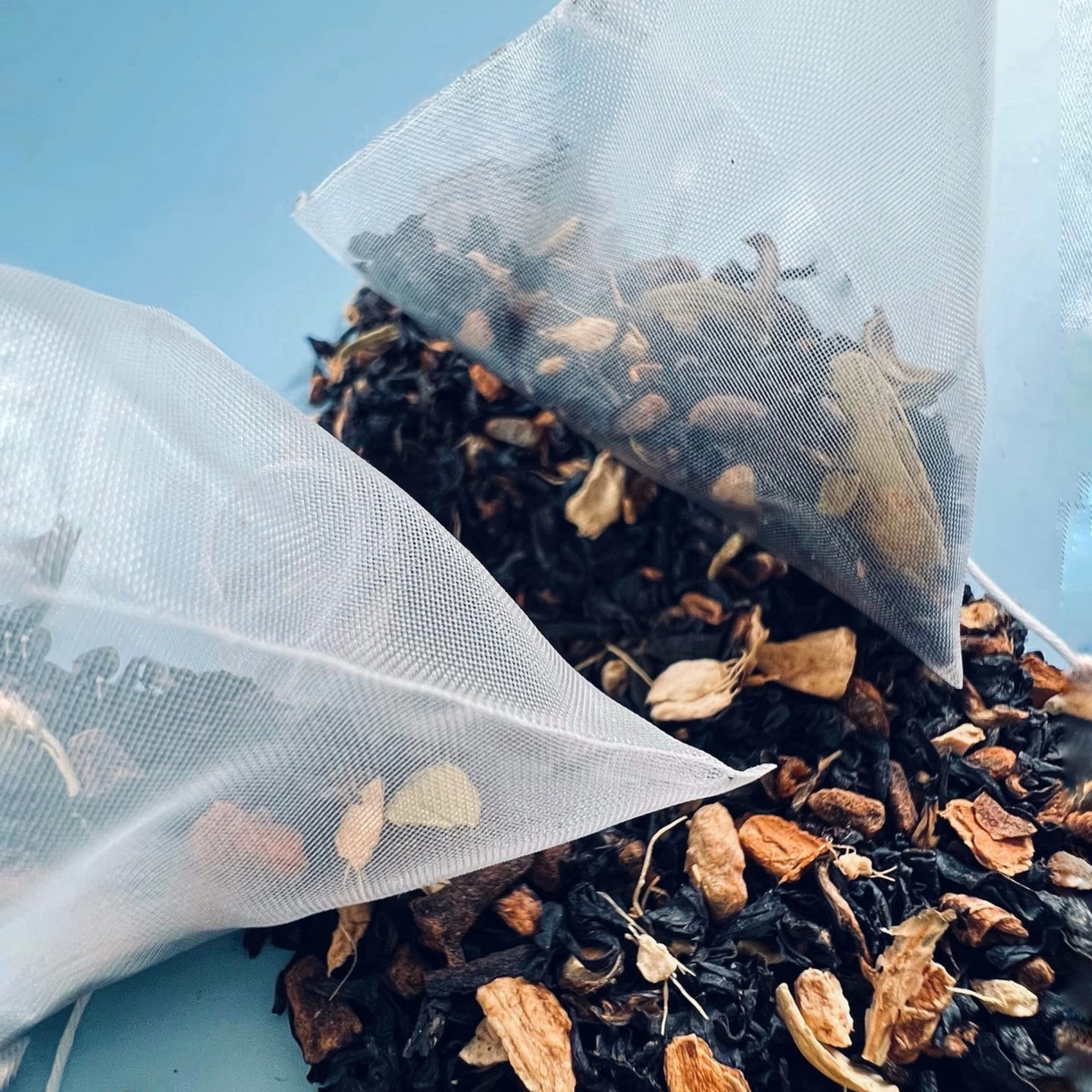 ArtTeas® Masala Chai pyramid tea bags with whole spices - authentic Indian masala chai blend India