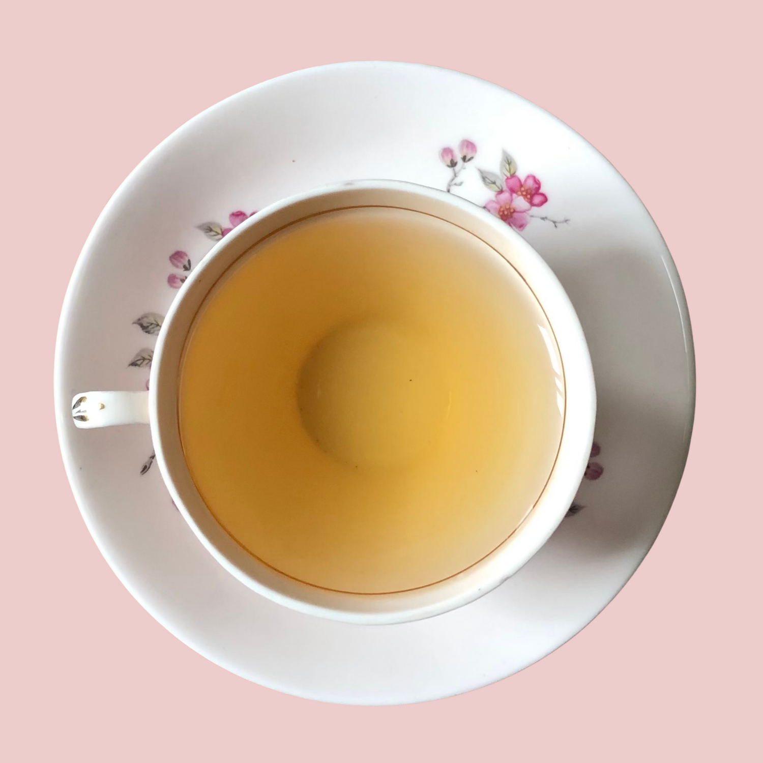 Brewed Long Jing green tea with golden liquor by ArtTeas® 