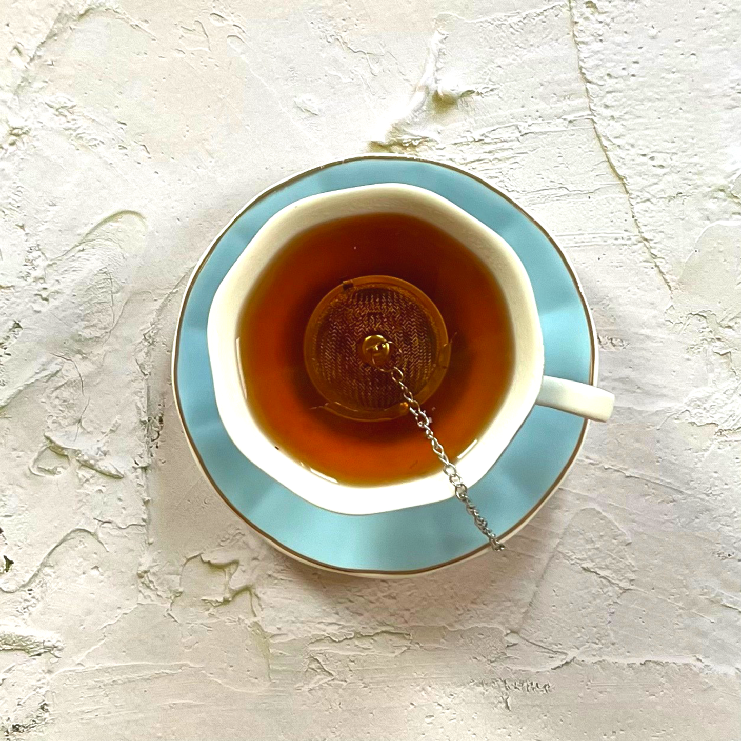 Fine mesh tea infuser designed for full leaf expansion by ArtTeas®